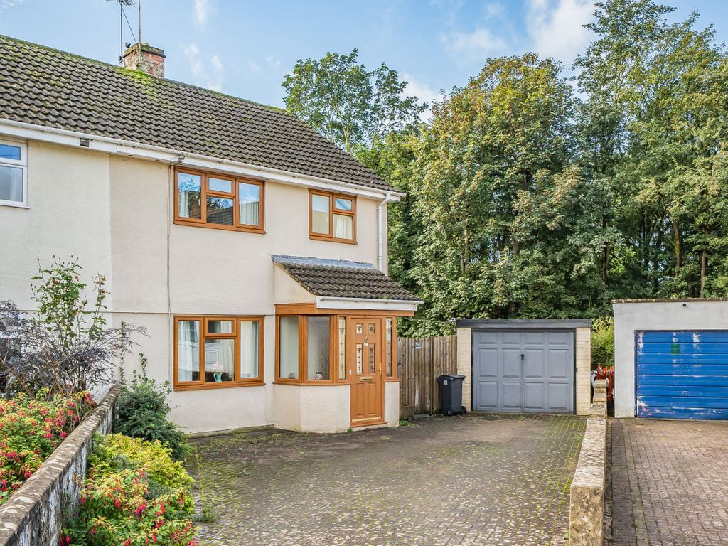 3 bed semidetached house for sale in St. Marys Road, Cirencester