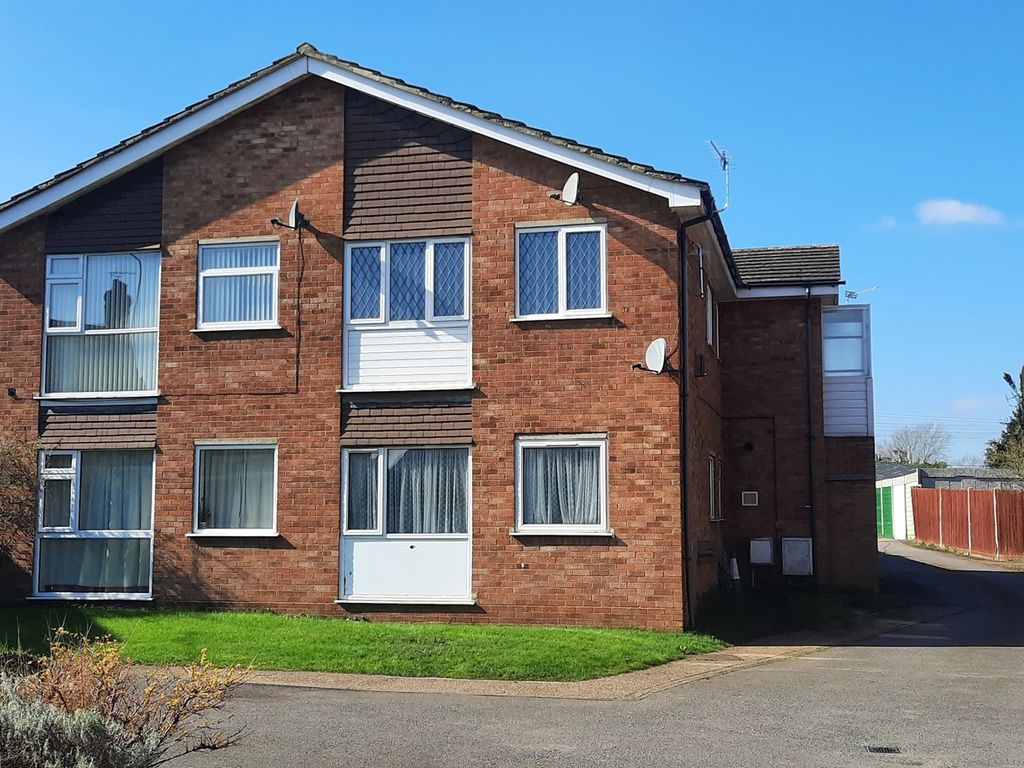 2 bed flat for sale in High Street, Flitwick, Bedford MK45 Zoopla