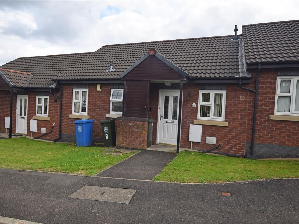 2 bed bungalow for sale in Moss Farm Close, Alkrington, Middleton M24