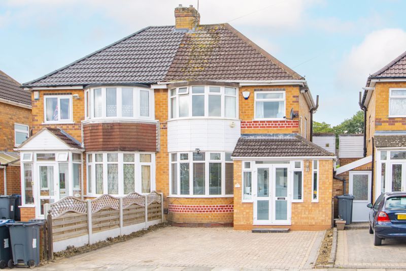3 bed semidetached house for sale in Kingshurst Road, Northfield