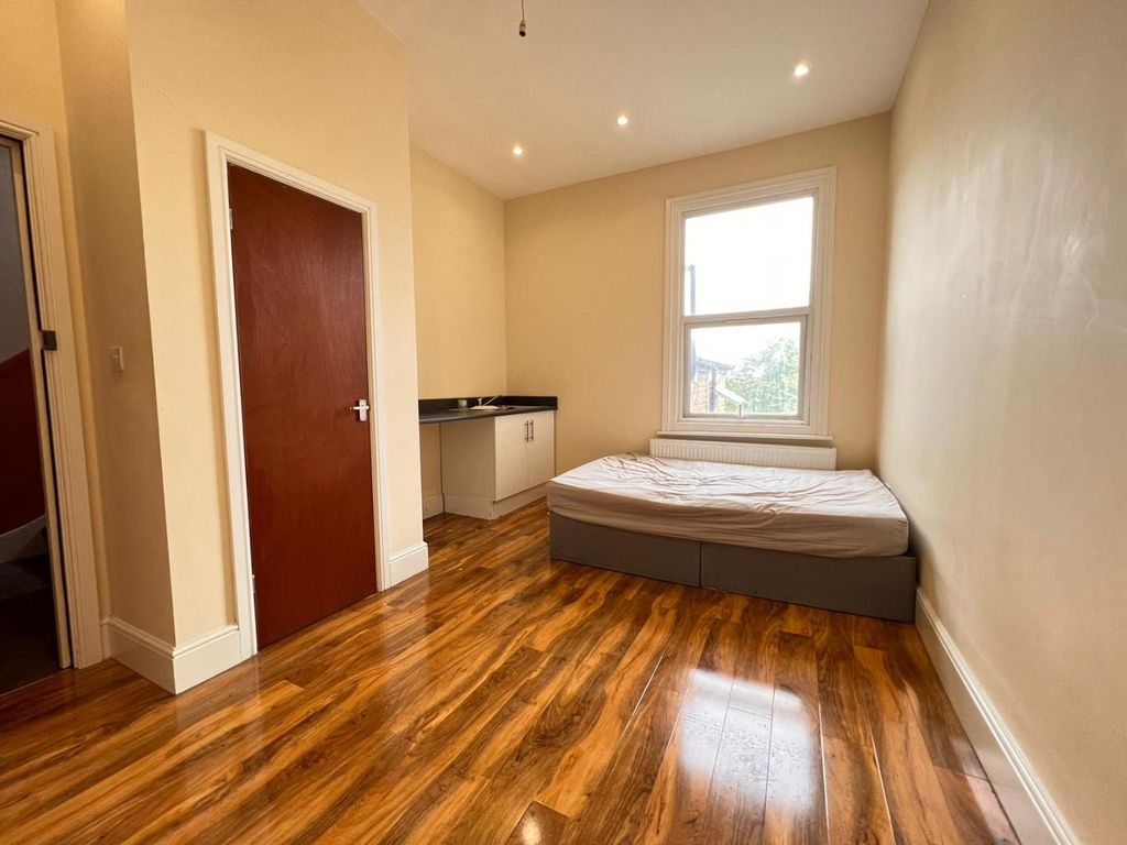 1 bed flat to rent in St. Parade, Perry Hill, London SE6 Zoopla