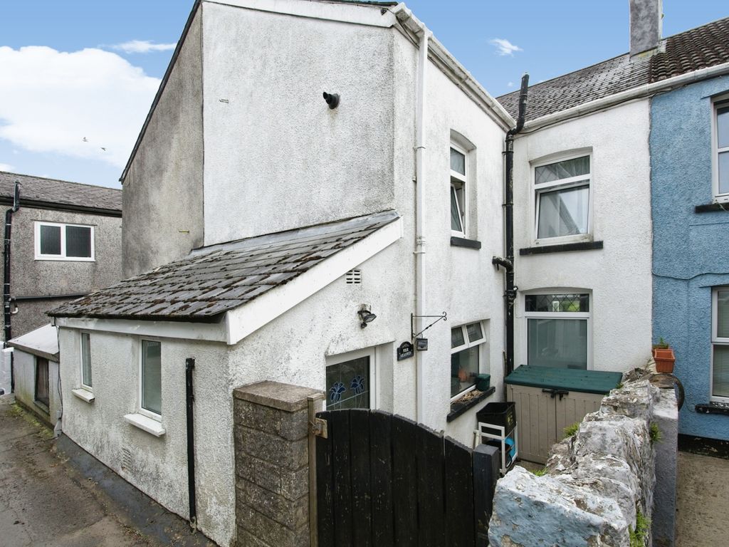 3 bed terraced house for sale in Eridge Road, Pontypool NP4 Zoopla