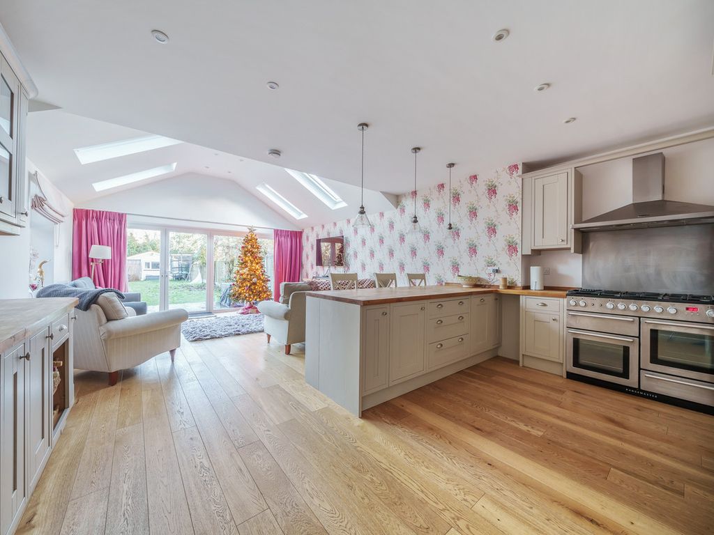 4 bed semidetached house for sale in Ruins Barn Road, Tunstall