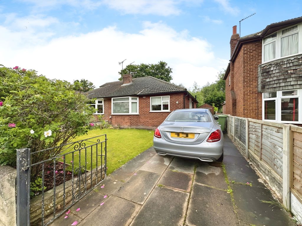 2 bed semi-detached bungalow for sale in Fearnville Place, Leeds LS8, £ ...