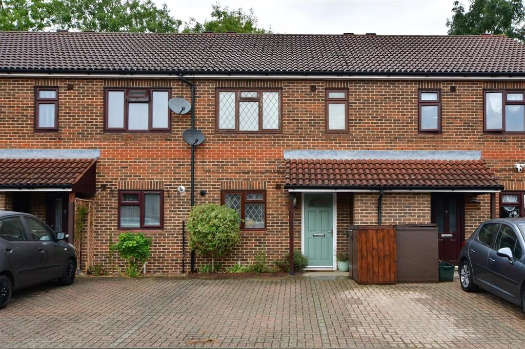 3 bed terraced house for sale in Heathcote Close, Aylesford, Kent ME20