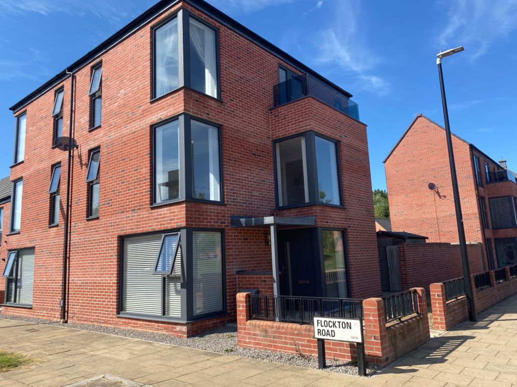 4 bed semidetached house for sale in Middleton Little Road, Allerton