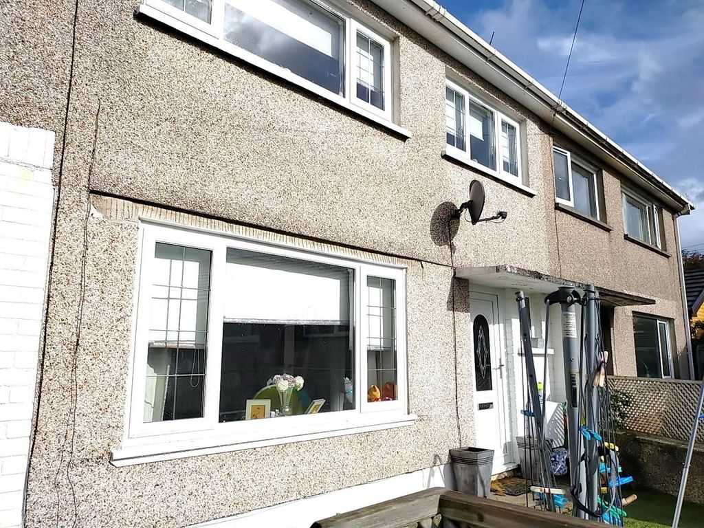 3 bed terraced house for sale in Gelli Dawel, Neath SA10 Zoopla