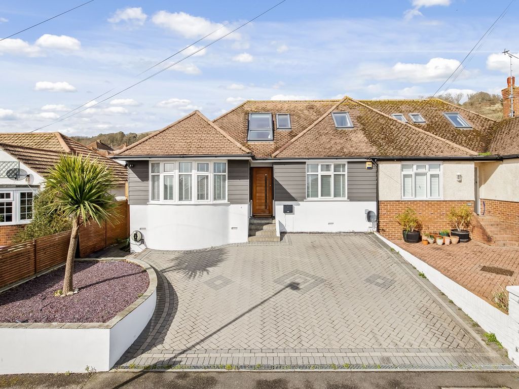 4 bed semidetached bungalow for sale in Wear Bay Road, Folkestone CT19
