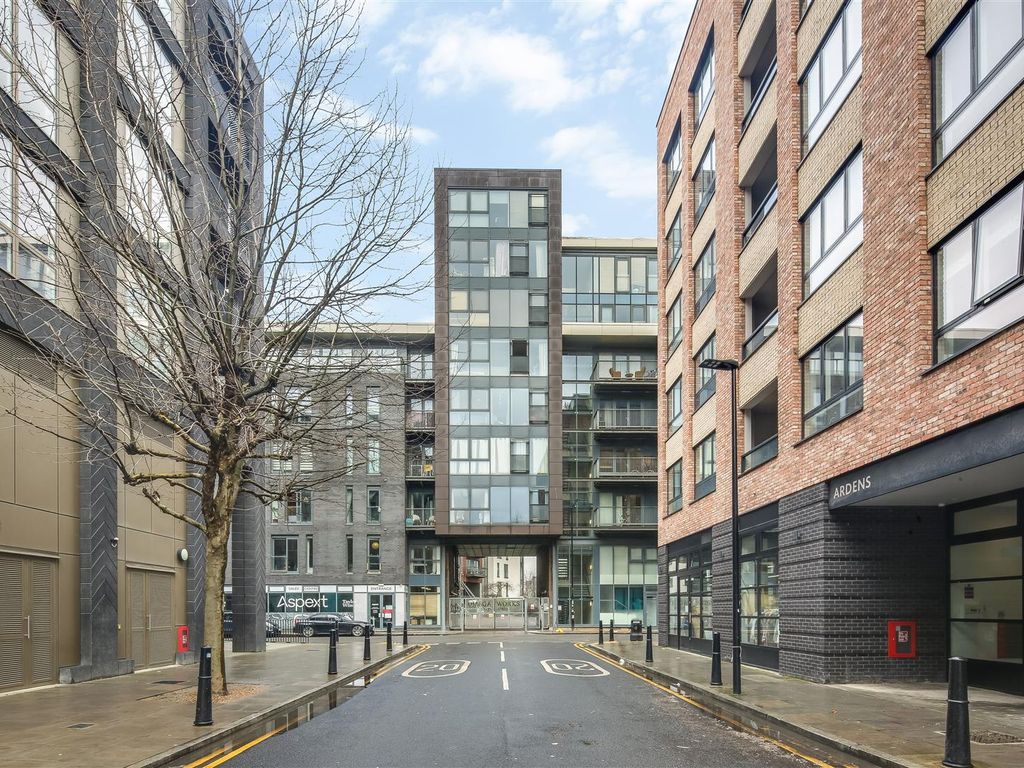 2 bed flat for sale in Roach Road, London E3, £575,000 Zoopla