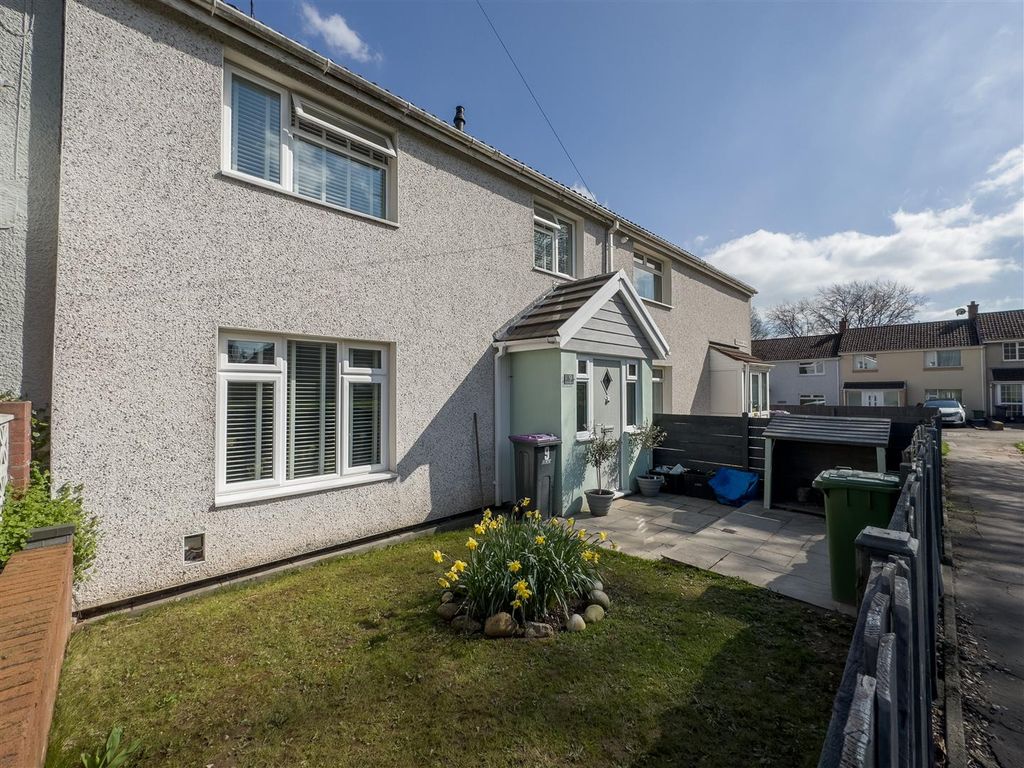 3 bed terraced house for sale in Presteigne Walk, Cwmbran NP44, £