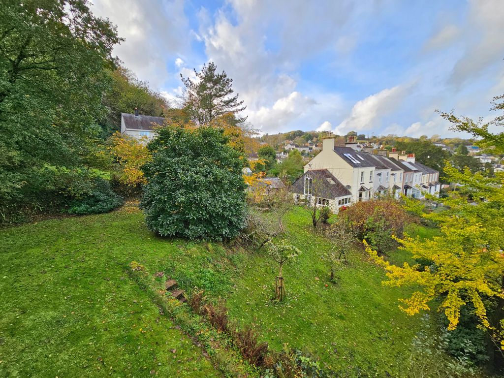 4 bed end terrace house for sale in Prospect Terrace, Gunnislake PL18