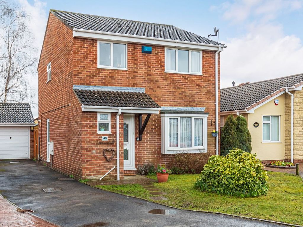 4 bed detached house for sale in Halstock Crescent, Poole BH17 Zoopla