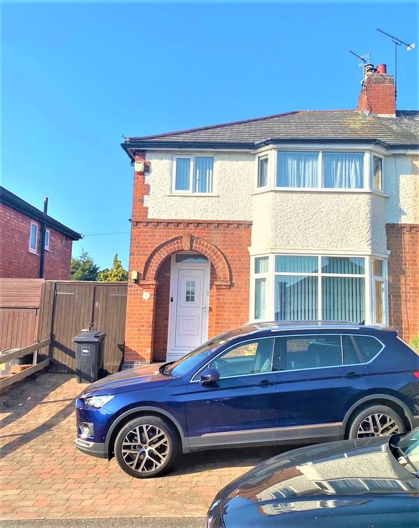3 bed semidetached house for sale in North Drive, Leicester LE5 Zoopla