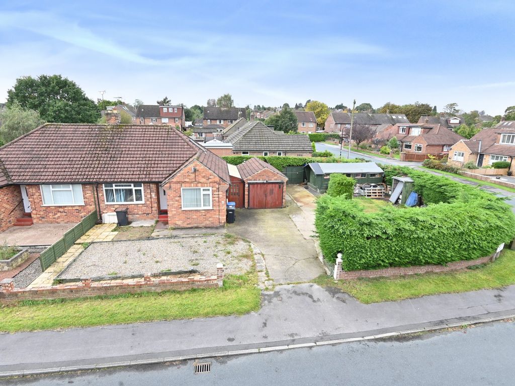 2 bed semidetached bungalow for sale in Plompton Drive, Harrogate HG2