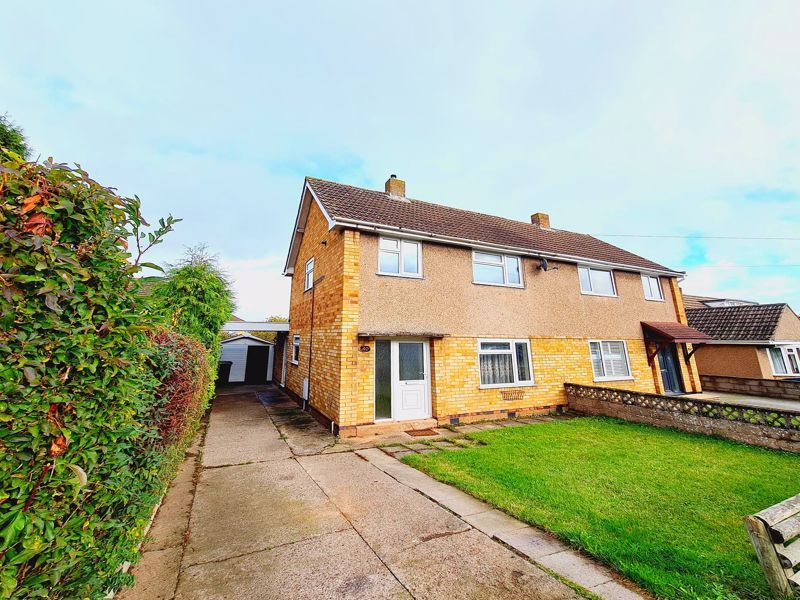 3 bed semidetached house for sale in Walnut Tree Avenue, Hereford HR2