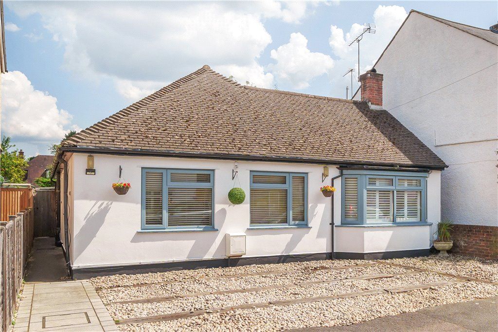 5 bed bungalow for sale in Hilliard Road, Northwood, Middlesex HA6 Zoopla