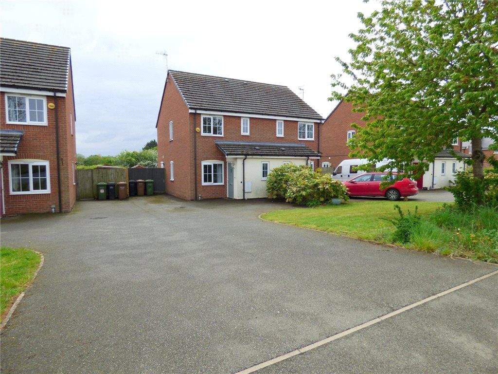 2 bed semidetached house for sale in Laurels Road, Offenham, Evesham