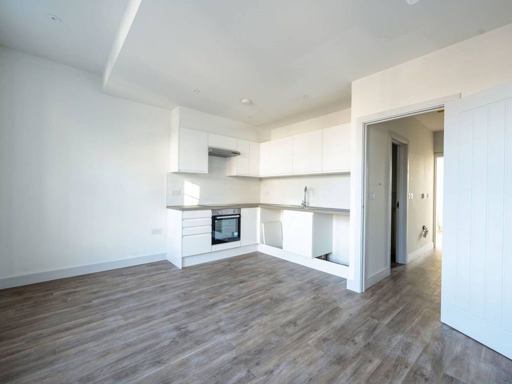 New home, 2 bed flat for sale in Broadway, West Ealing W13 Zoopla