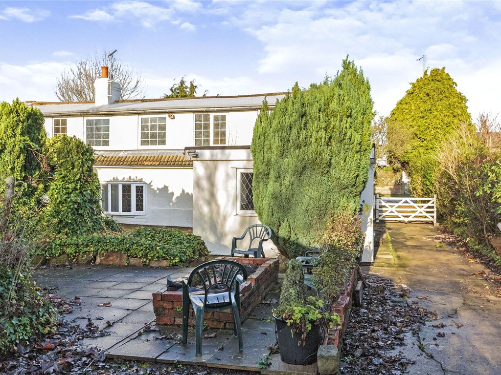 5 bed bungalow for sale in Lytham Road, Warton, Preston PR4, £310,000