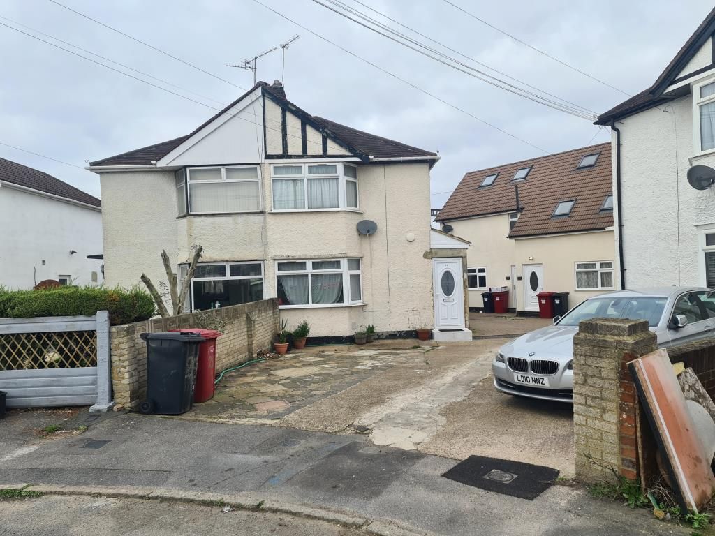 2 bed semidetached house for sale in Slough, Berkshire SL1 Zoopla
