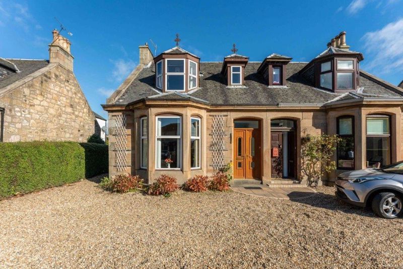 4 bed semidetached house for sale in Bo'ness Road, Grangemouth FK3