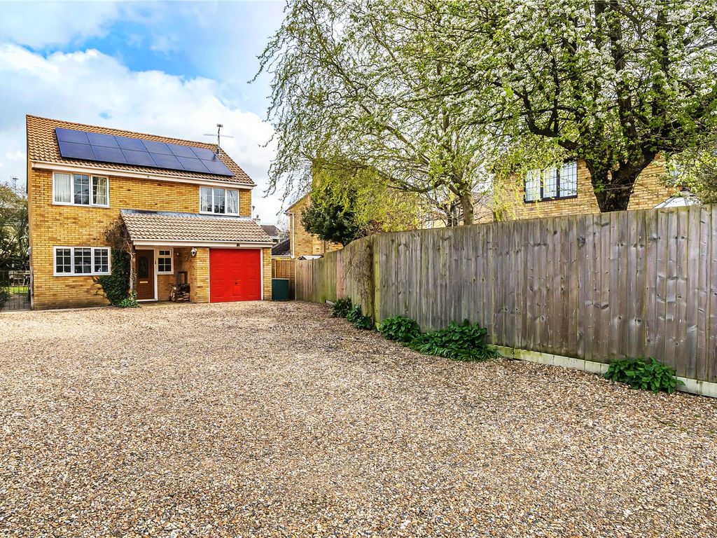 4 bed detached house for sale in Cantors Way, Malmesbury
