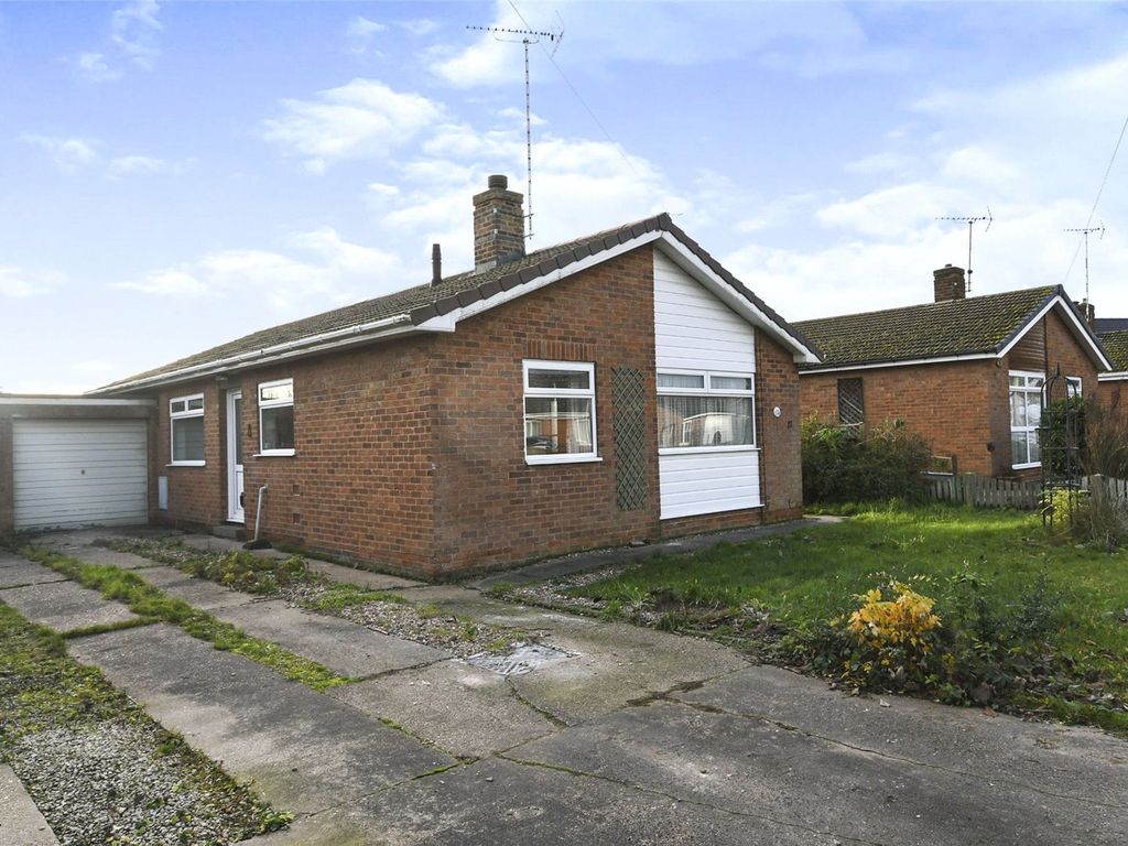 3 bed bungalow for sale in Oaktree Drive, Bilsthorpe, Newark NG22 Zoopla