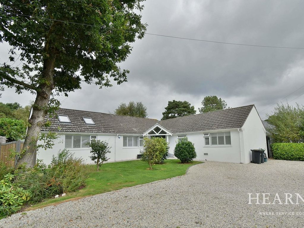 3 bed detached bungalow for sale in Longacre Drive, Ferndown BH22, £700,000 Zoopla