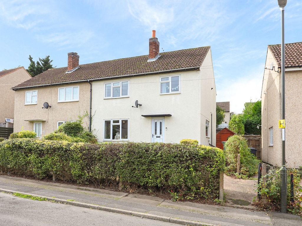 3 bed semidetached house for sale in Somerset Drive, Brimington S43, £