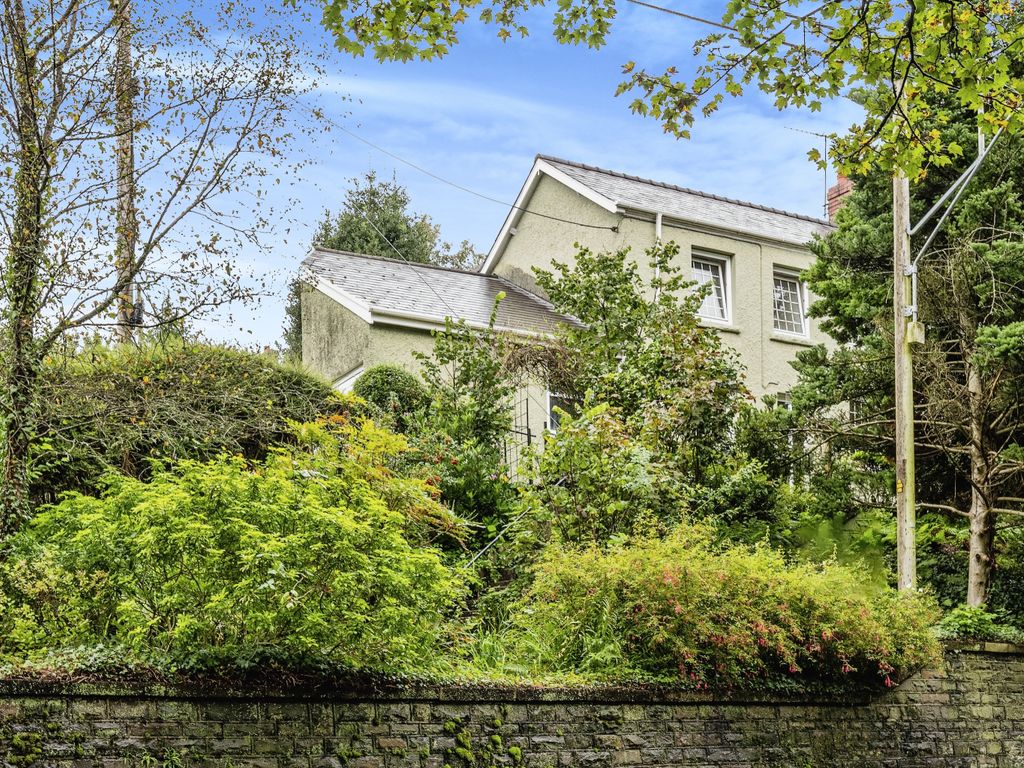 3 bed detached house for sale in Graig Road, Trebanos, Pontardwe SA8, £