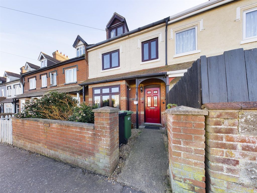 4 bed terraced house to rent in Manor Road, Mundesley, Norwich NR11