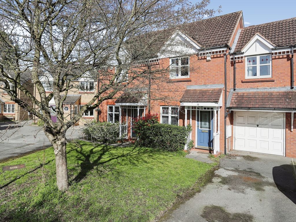 3 bed terraced house for sale in Beaufort Close, York YO10 Zoopla