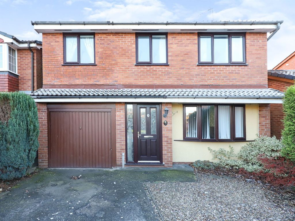4 bed detached house for sale in Larchmere Drive, Essington