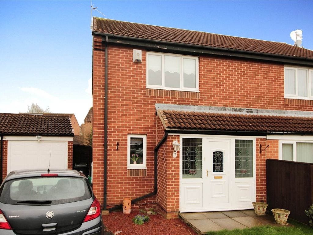 2 bed semidetached house for sale in Nairn Close, Darlington, Durham