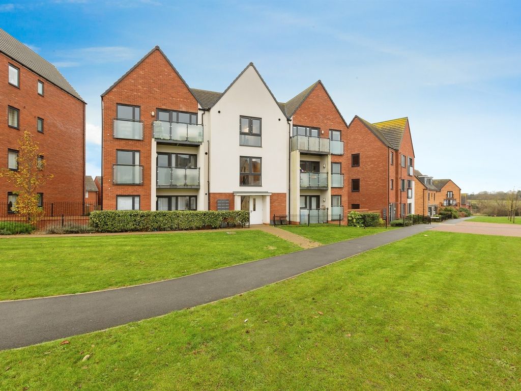 2 bed flat for sale in Cicero Crescent, Fairfields, Milton Keynes MK11