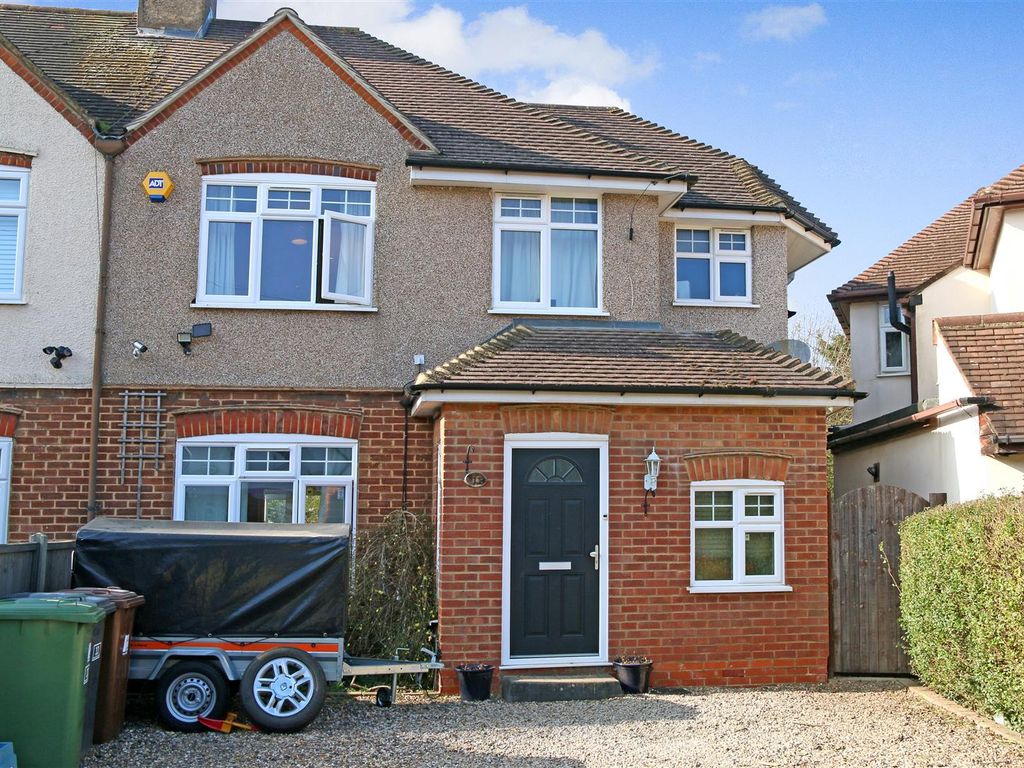 3 bed semidetached house to rent in Rendlesham Avenue, Radlett WD7 Zoopla