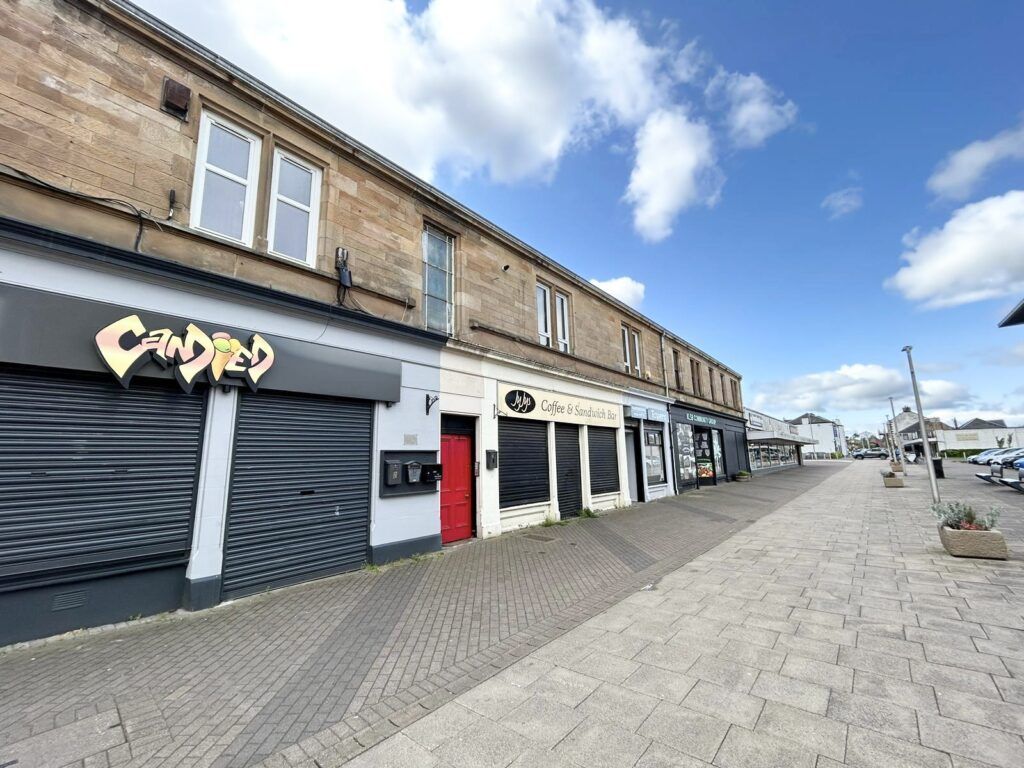 2 bed flat to rent in King Street, Stenhousemuir, Larbert FK5 Zoopla