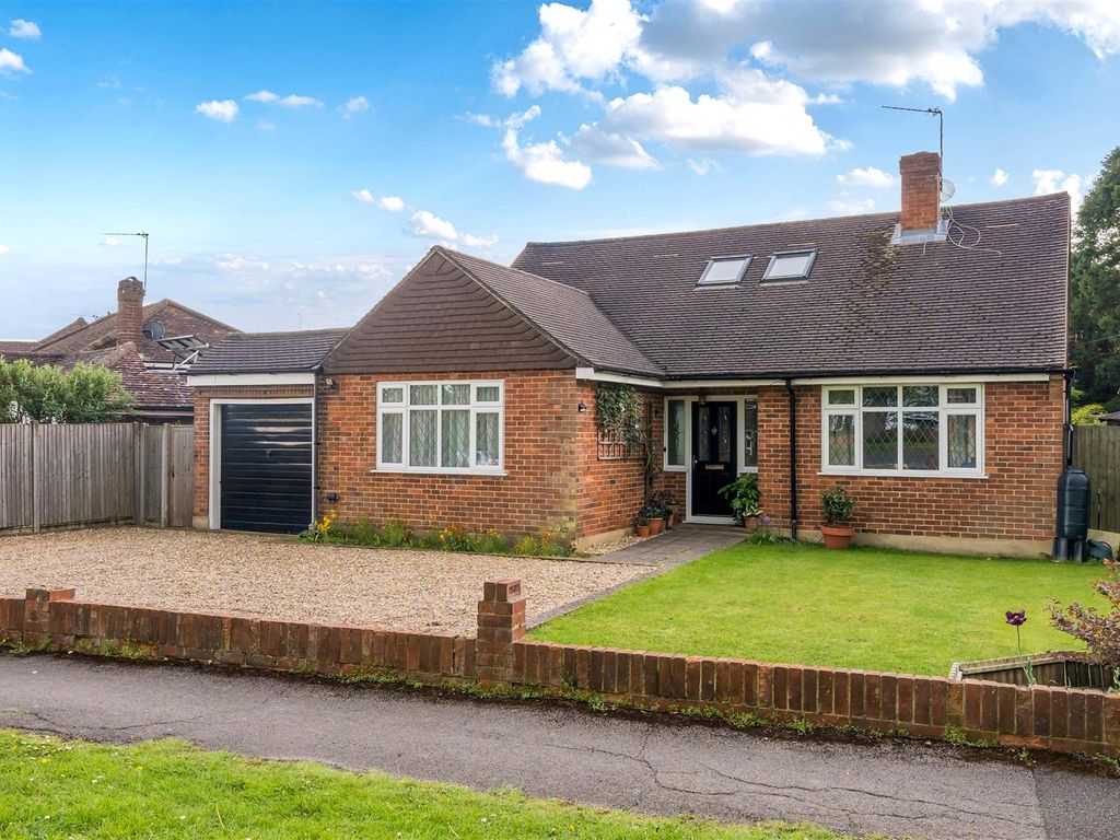 4 bed detached bungalow for sale in Hillside Road, Ashtead KT21 Zoopla