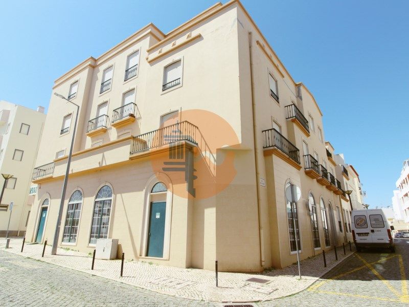 2 bed apartment for sale in Monte Gordo, Vila Real De Santo António
