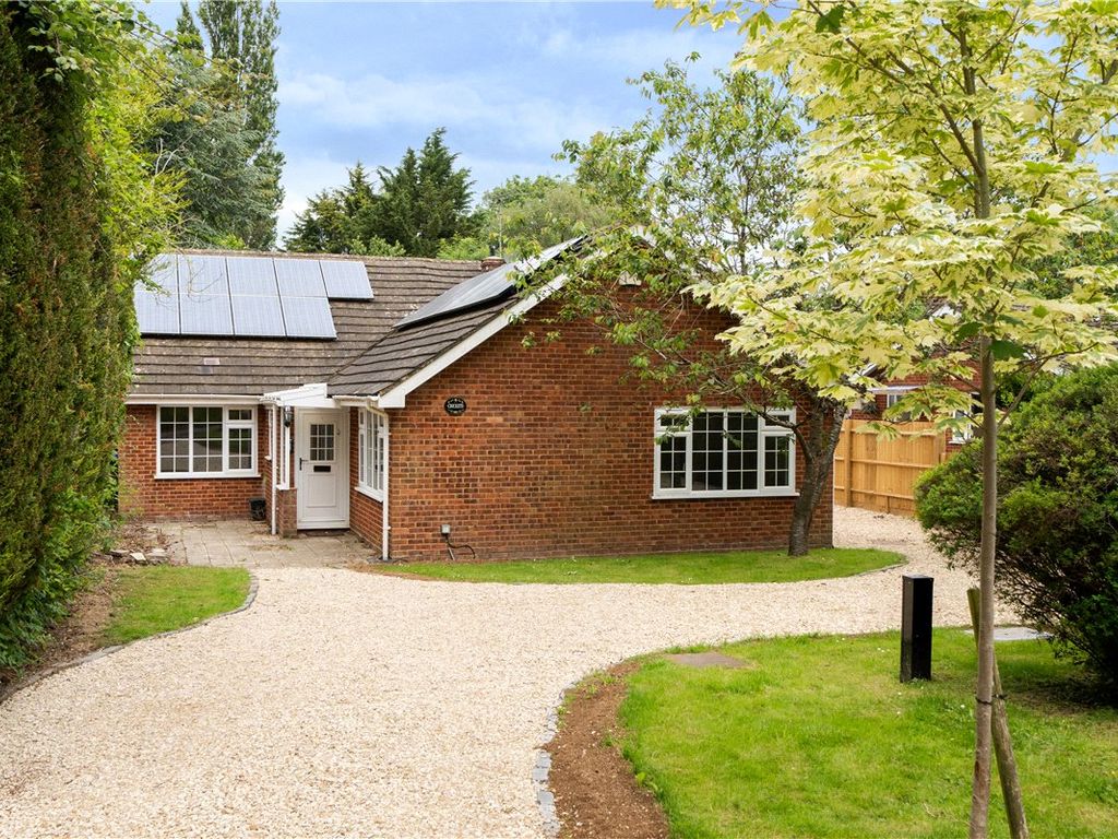 3 bed bungalow to rent in Nash Lee Lane, Wendover, Aylesbury