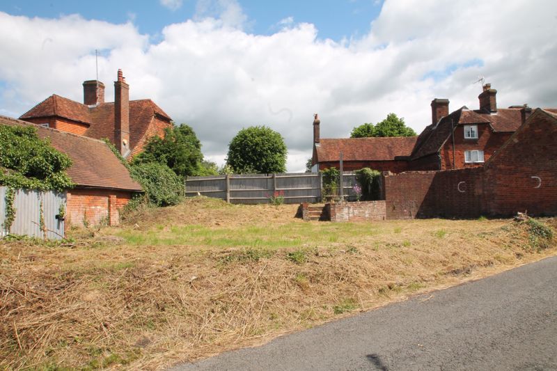 Land for sale in Gun Back Lane, Horsmonden, Tonbridge TN12 Zoopla