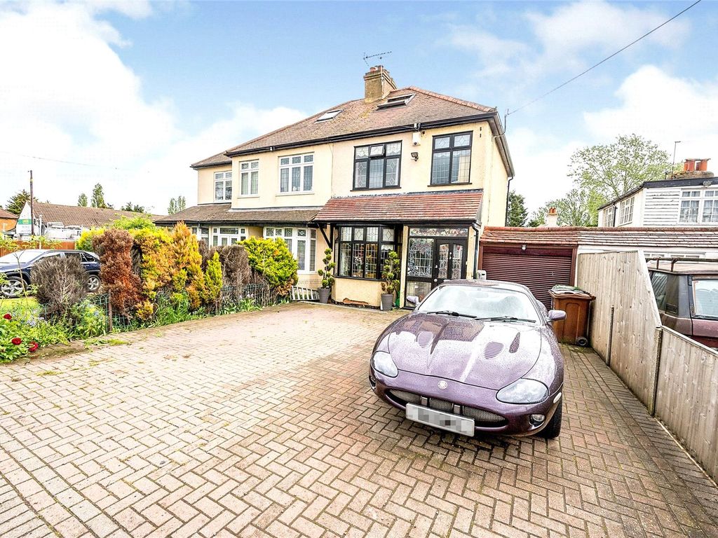 3 bed semidetached house for sale in Longview Villas, Collier Row Road