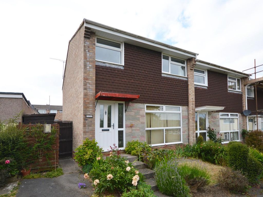 3 bed end terrace house for sale in Charlton Road, Keynsham, Bristol