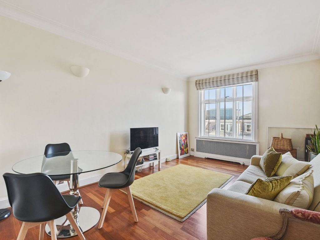 Chesterfield House, Chesterfield Gardens, London W1J  