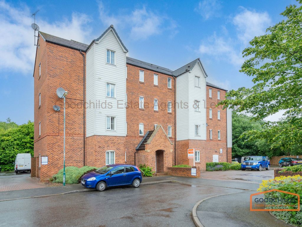 4 bed flat for sale in Bridgeside Close, Brownhills WS8 Zoopla