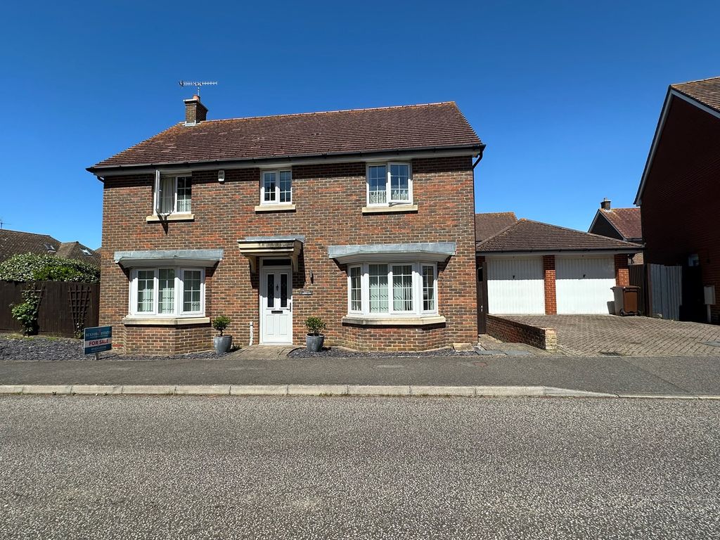 4 bed detached house for sale in Woodlands, BexhillOnSea TN39, £599,950 Zoopla