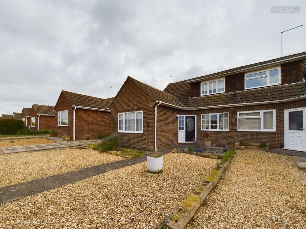 3 bed property for sale in Amberley Slope, Werrington, Peterborough PE4 Zoopla