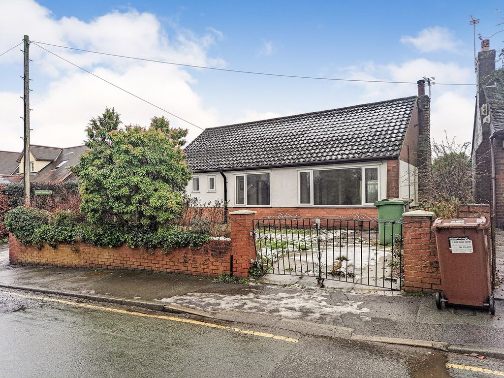 3 bed detached bungalow for sale in Beacon Road, Billinge, Wigan WN5