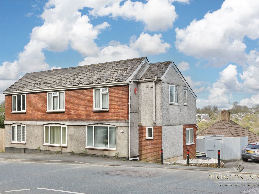 2 bed semidetached house for sale in Mannamead Road, Plymouth, Devon