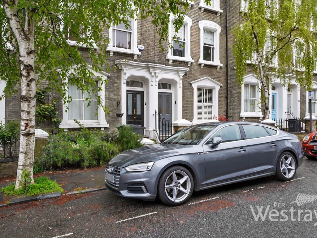 3 bed flat for sale in Quentin Road, London SE13 Zoopla